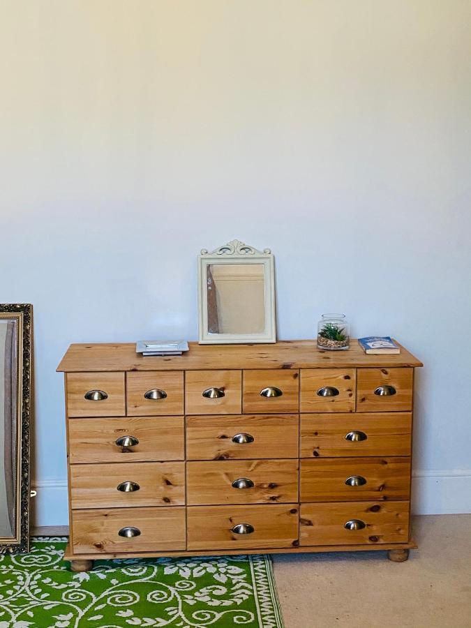 Elegant Spacious Apartment In Heart Of St Leonards Hastings Esterno foto